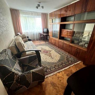Сдам 2-х комнатную, Героев труда