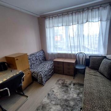 Довгострокова оренда 1к Квартира Січеславська Набережна вулиця