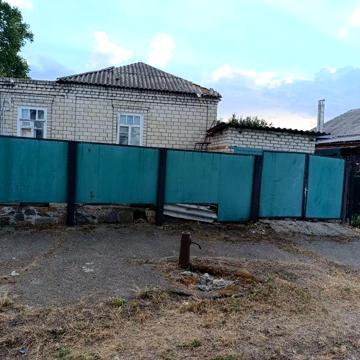 Продам дом в районе центрального рынка