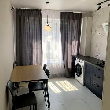 Продаж 1к Квартира Літературна (Чехова) вулиця