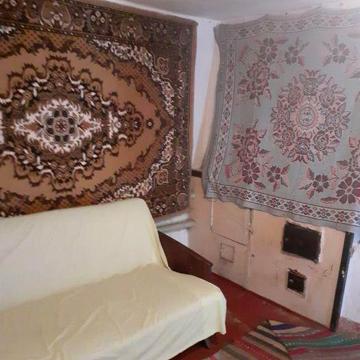 Продам не большой дом в районе Николаевское шоссе .