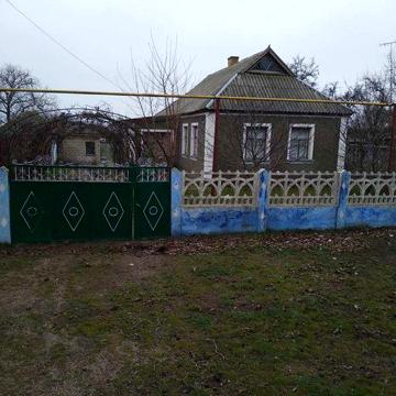 Продам будинок ст.Трикратне, газ, вода.