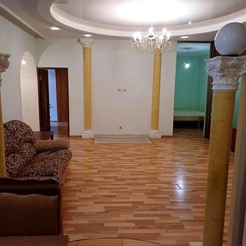 Продається 3 кім. кв. в с. Косівщина. Автономне опалення.