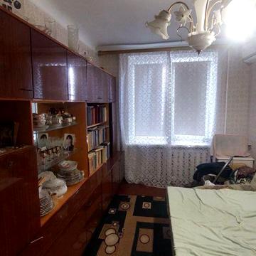 Продам 2-комнатную кишиневку на Гагарина