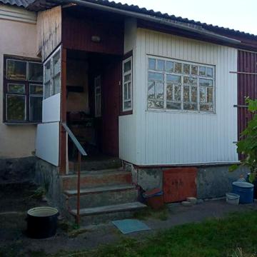Продам 1/2 будинку від власника, місто  Коростень, Житомирська область