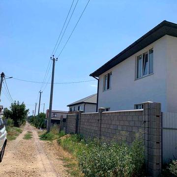 Продам дом в Червоном хуторе.