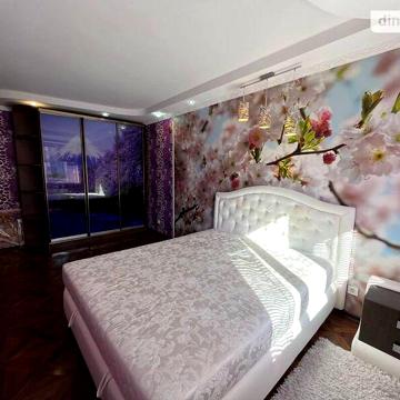 Продаж 2к Квартира Миру вулиця