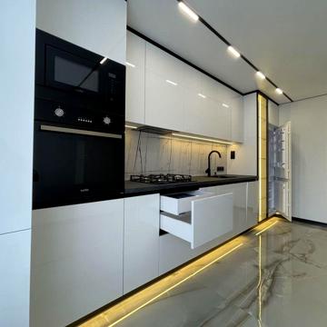 Продаж 2к.кв. з дизайнерським ремонтом ЖК Grand Royal