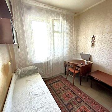 Продаж 3к Квартира Жоліо-Кюрі вулиця