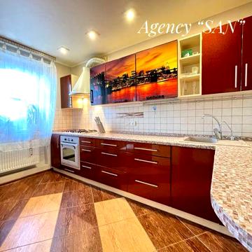 Продаж квартири в Центрі вул. Британьска