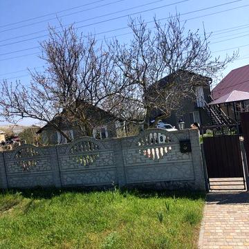 Продам 2 дома +участок 25 соток