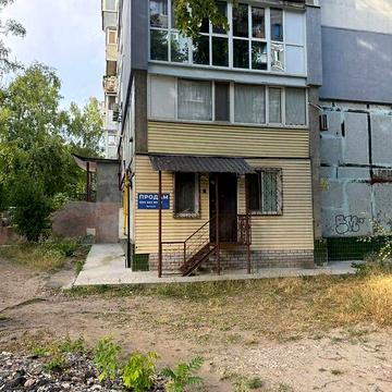 Продаж 3к Квартира Будівельників вулиця