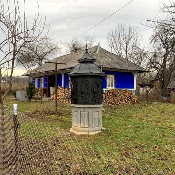 Продається господарство в селі Замостя