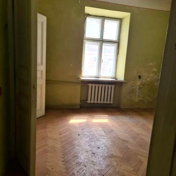 Продаж 3 кім. кв-ра, вул. Личаківська початок, три вікна фасад