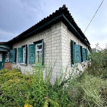 Продам будинок в центрі Руської Поляни!