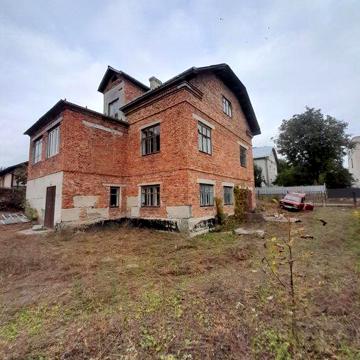 Будинок у с. В.Гаї, 25соток