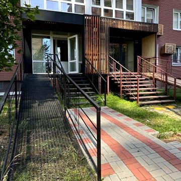 Продам 3-х кімнатну квартиру. Комерція !!! ЖК Патріотика
