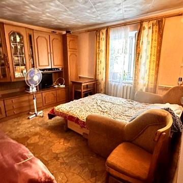 Продаж 2к Дім Героїв України (Комарова) вулиця