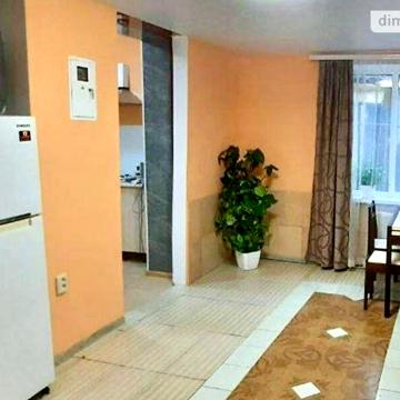 Продаж 3к Квартира Михайлівська площа