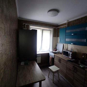 Продам квартиру район Варуса