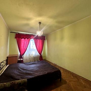 Продаж 1к Квартира вул. Нескорених