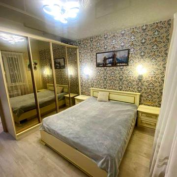 Продам 2к квартиру с ремонтом , центр , А.Поля