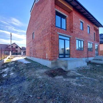 Продаж котеджу в с.Холодновідка БЕЗ КОМІСІЇ
