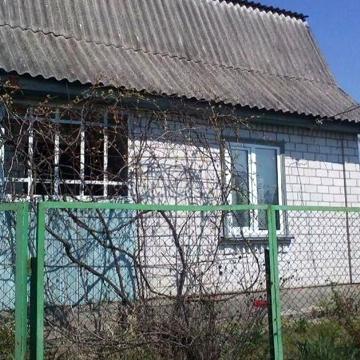 Дом-дачний  будинок 2х поверх,вода в домі..!