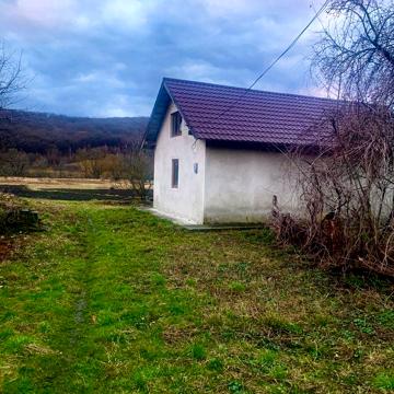 Дача , особняк , земельна ділянка
