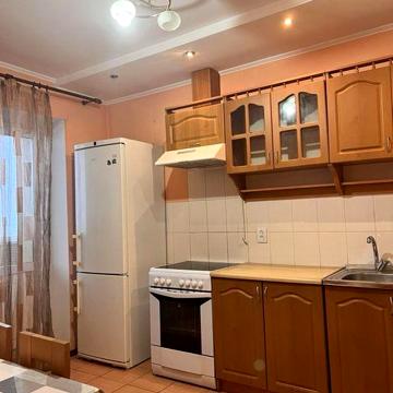 Продаж однокімнатноі Бровари бул. Незалежності, 17