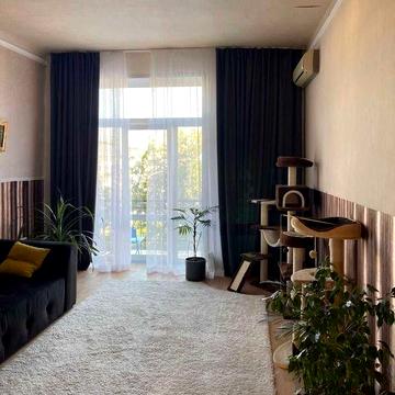 Продам 3 комнатная квартира Грушевского 15а/Центр/Яворницкого