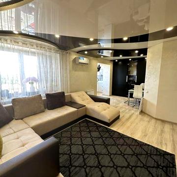 Продаж 3-кімнатної квартири з авторським ремонтом