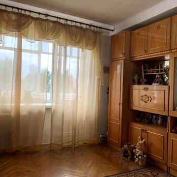 Продажа 3кв. 65м. Ул. Борщаговская 99 КПИ рядом. до метро 15мин ходьбы