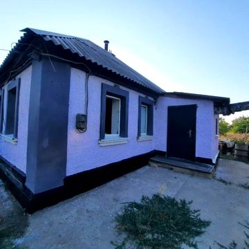 Продам будинок і землю