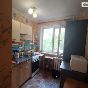 Продаж 2к Квартира просп. Небесної Сотні