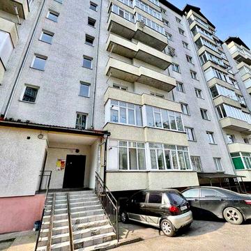Продаж двокімнатної квартири з просторою кухнею