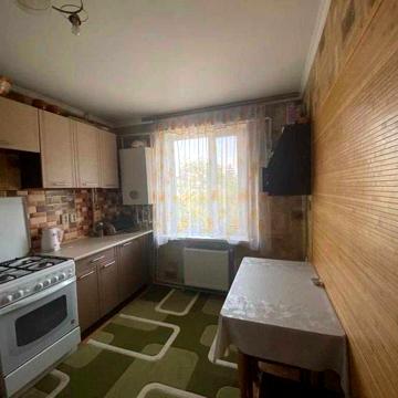 Продам квартиру в смт. Кирнасівка