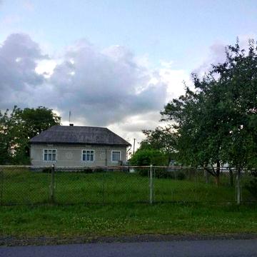 Будинок і 25а землі