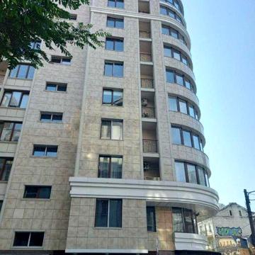 3к,Центр,Дмитрівська/Дмитриевская 60/19,новий будинок.Велика,94м!Без%%
