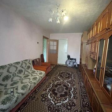 Продаж 2к Квартира вул. Радісна