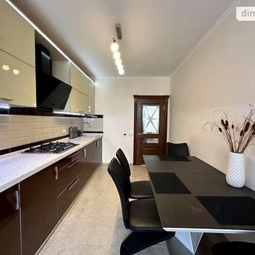 Продаж 3к Квартира Ігора Бедзая (Чкалова (Центр)) вулиця ЖК Премьер Хаус