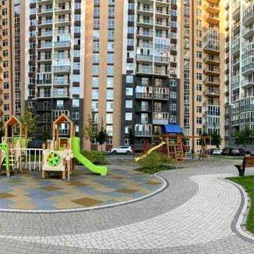 2-кімнатна  квартира в ЖК Кришталеві джерела, вул. Метрологічна
