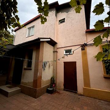 Продаж 5к Дім Капітана Кузнецова вулиця