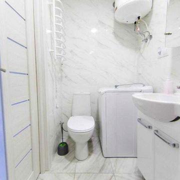 Студія 18 м.кв., неподалік метро Берестейська, здача від 1-го місяця