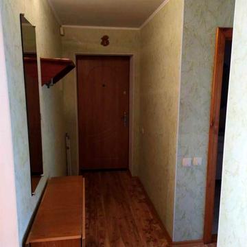 Продам двокімнатную квартиру в центрі - вулиця Знаменівська
