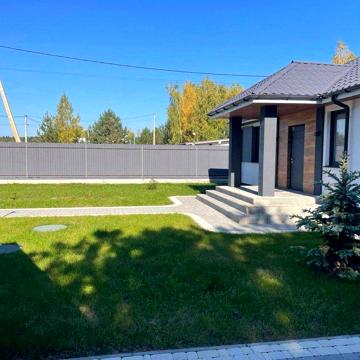 Продаж будинку в с. Хотянівка Вишгородського району. КМ "Сосновий бір"