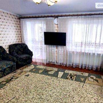 Продажа 5к квартира Новаторів вулиця