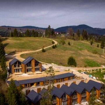 Продаж/Котеджне містечко/Апартаменти/Яблуниця