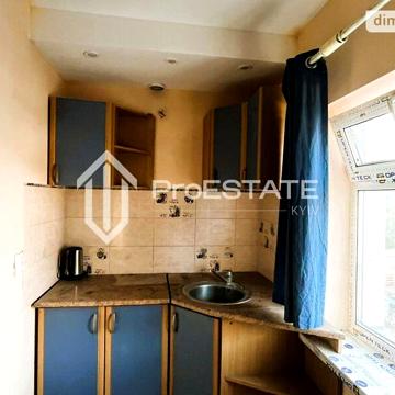 Продаж 3к Квартира вул. Степана Криворученка