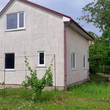 Продам земельну ділянку з недобудованим будинком. Дачу з будинком.